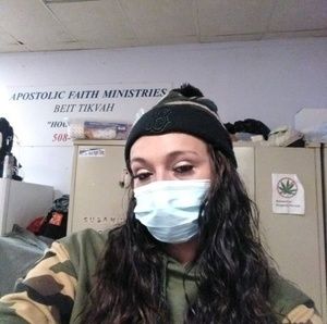 Meet your Posher, April